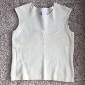 Escada Top - White